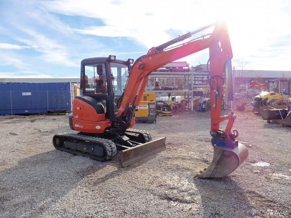 Мини-экскаватор Kubota U35