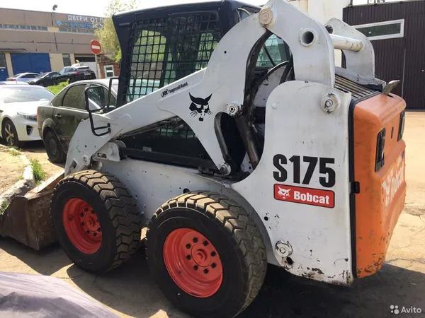 Мини-погрузчик Bobcat S175