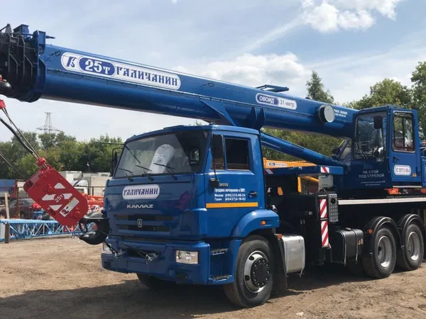 Автокран Галичанин КС-55713-1В-4 на шасси КамАЗ 65115