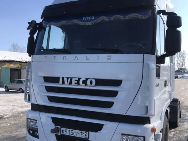 Седельный тягач Iveco Stralis