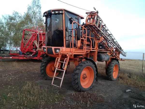 Самоходный опрыскиватель Jacto Uniport 2500 Star