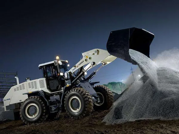 Фронтальный погрузчик RM-Terex TL 155