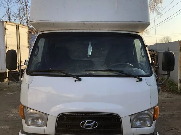 Промтоварный фургон Hyundai HD78