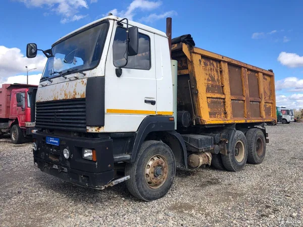 Самосвал МАЗ 6501А5