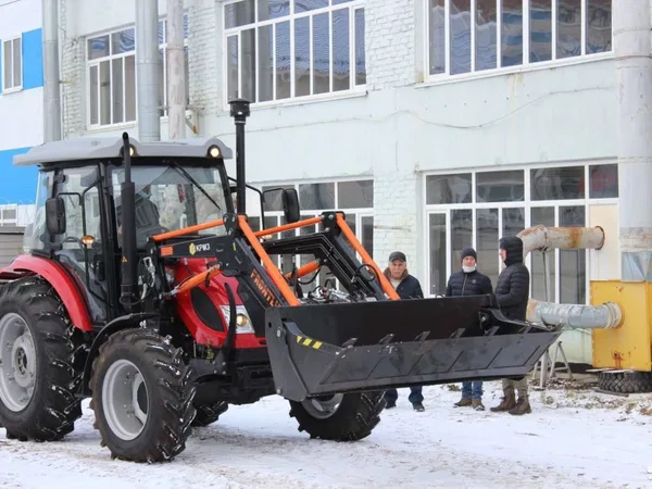 Трактор YTO 904