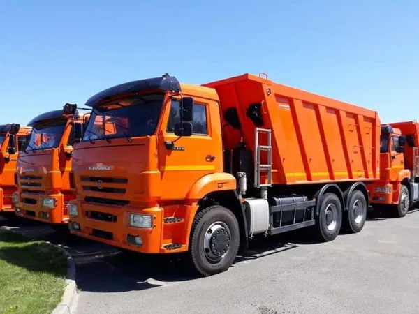 Самосвал КамАЗ 6520