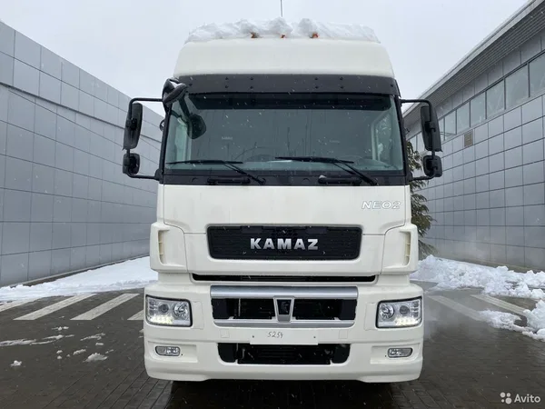 Седельный тягач Камаз 5490 NEO