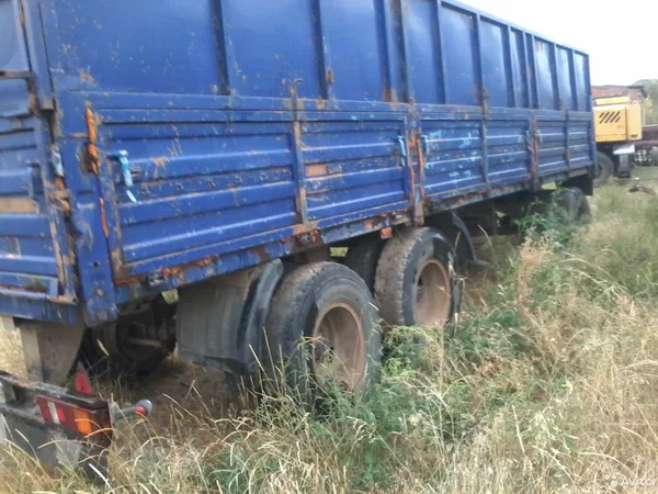 Полуприцеп зерновоз СЗАП 83053