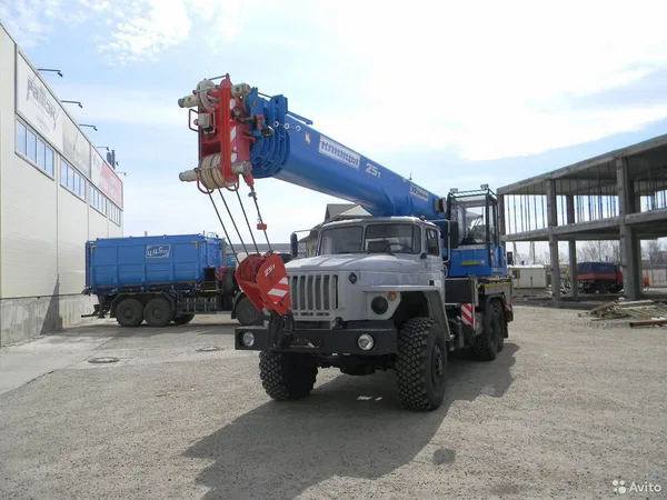 Автокран Клинцы ПКС-55713-3К-4В на шасси УРАЛ 4320
