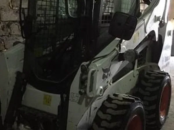 Мини-погрузчик Bobcat 530