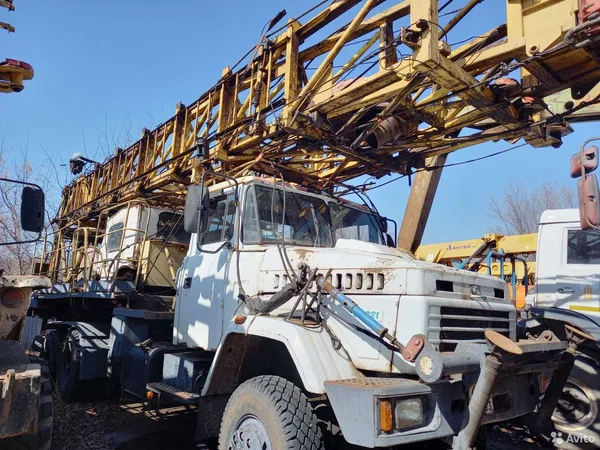 Агрегат ремонта скважин КрАЗ 63221 АПР-60/80