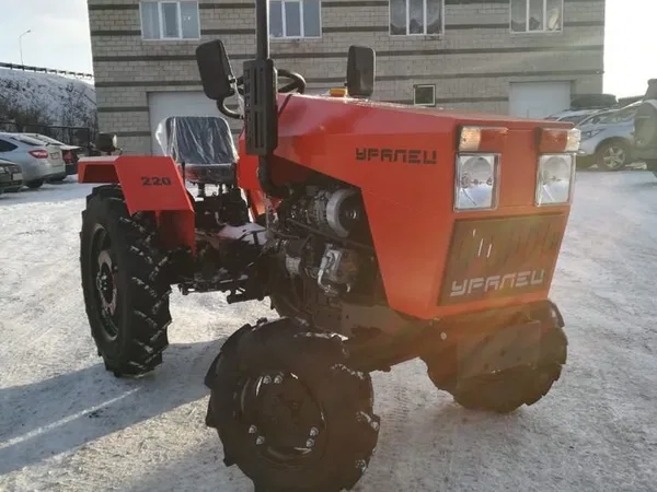 Мини-трактор Уралец 220
