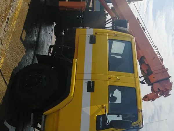 Бурильно-крановая машина Isuzu Forward