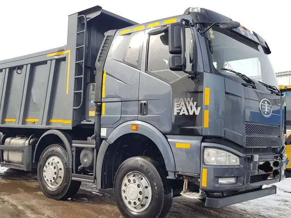 Самосвал FAW J6 3310