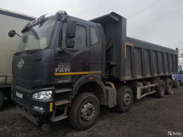 Самосвал FAW CA3310