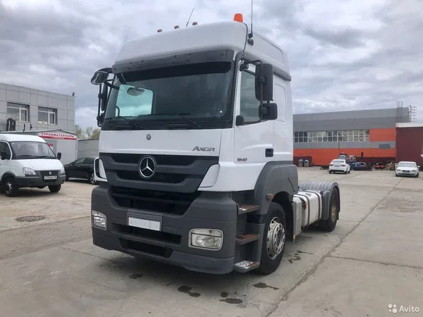 Седельный тягач Mercedes-Benz Axor 1840