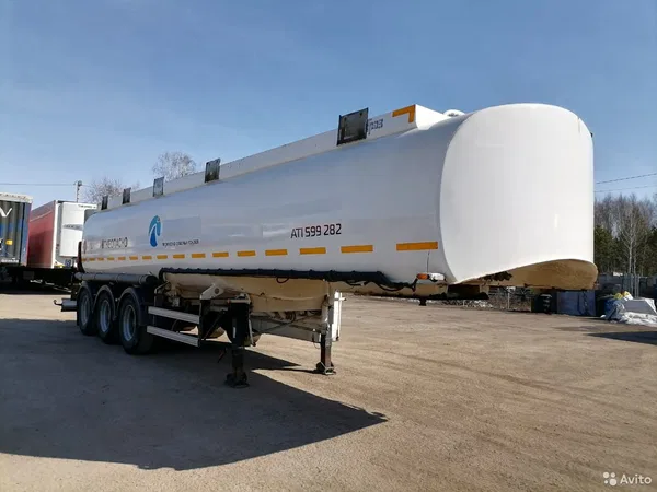 Полуприцеп бензовоз ГРАЗ 91381