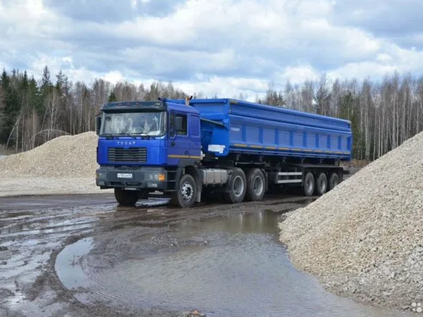 Самосвальный полуприцеп Тонар 952362