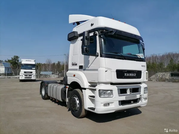 Седельный тягач Камаз 5490 NEO