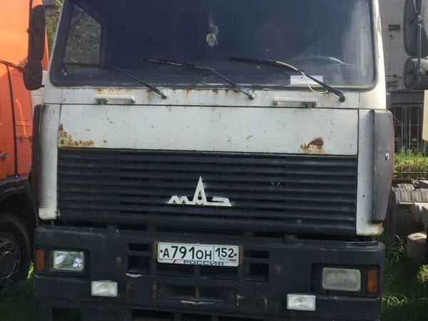 Седельный тягач МАЗ 5440А8-360-031
