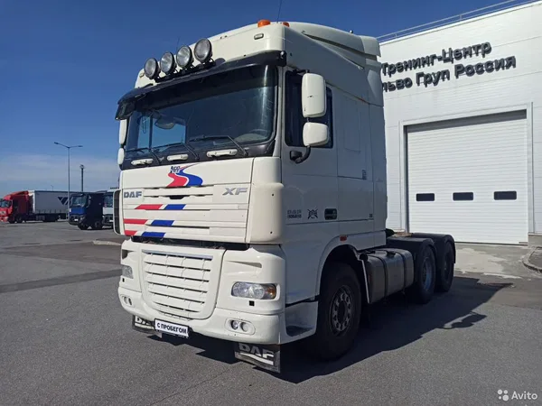 Седельный тягач DAF XF105