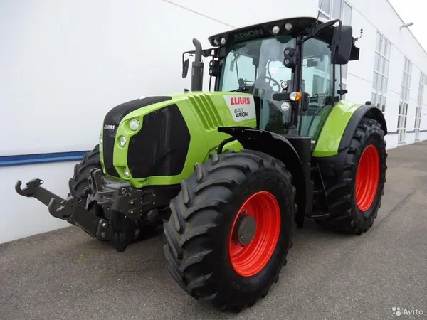 Трактор Claas Arion 640