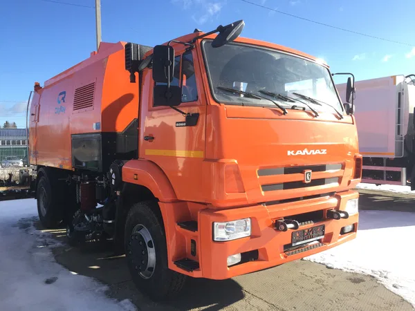 Вакуумная подметально-уборочная машина CEKSAN 8 на шасси КамАЗ 53605