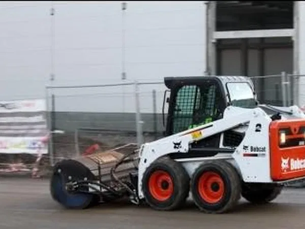 Мини-погрузчик Bobcat S450