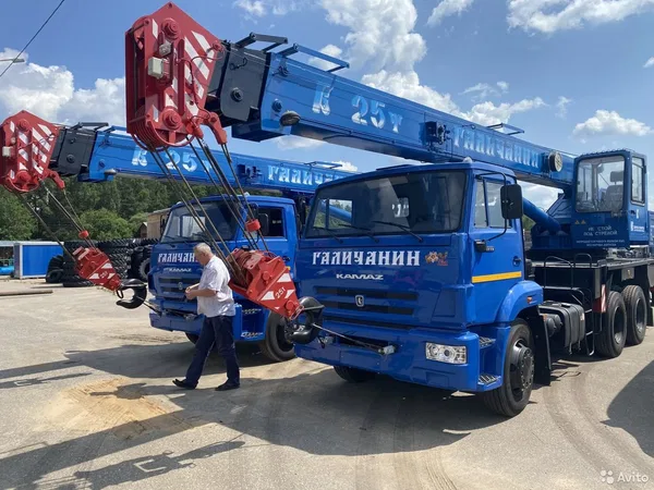 Автокран Галичанин КС-55713-1 на шасси КамАЗ 65115-L4