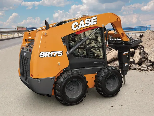 Мини-погрузчик CASE SR175