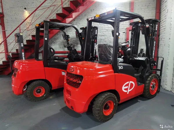 Вилочный погрузчик EP Equipment СРСD30Т8