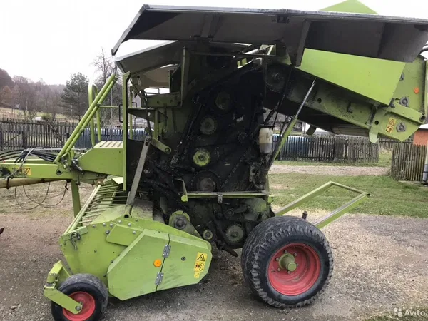 Пресс-подборщик Claas Rollant 250