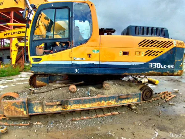 Гусеничный экскаватор Hyundai R330LC-9S