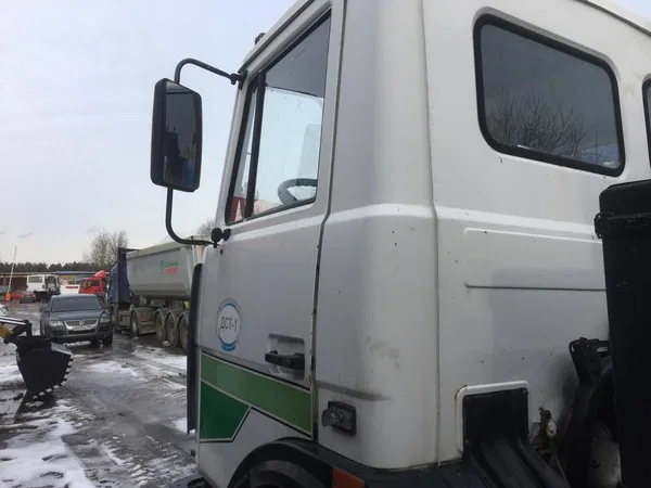 Автобетоносмеситель Tigarbo 69361С на шасси МАЗ 630305