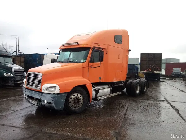 Седельный тягач Freightliner Century