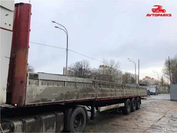 Бортовой полуприцеп Krone SD P27