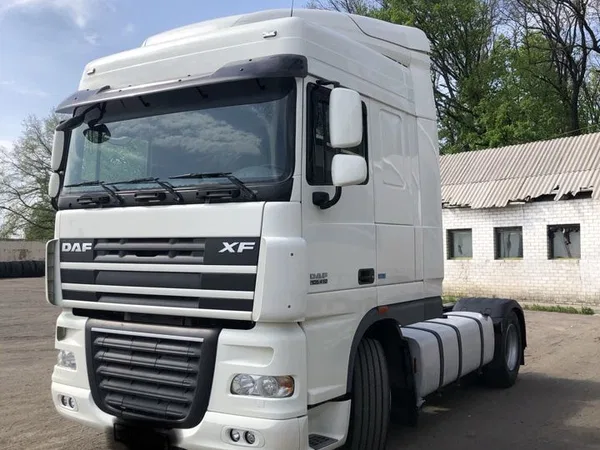 Седельный тягач DAF 105