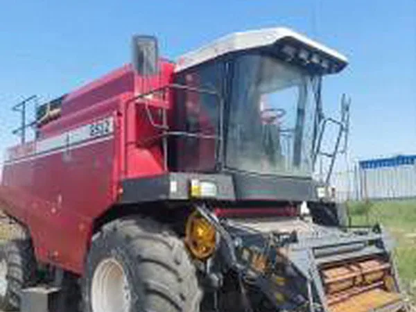 Зерноуборочный комбайн Палессе GS1218
