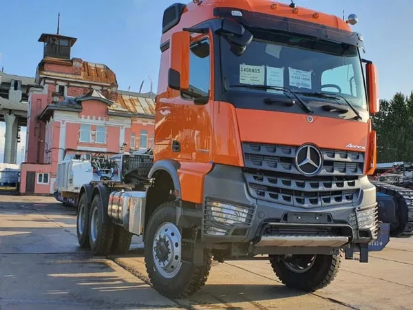 Седельный тягач Mercedes-Benz Arocs 3358 AS