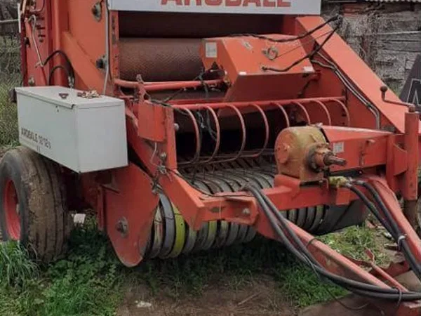 Пресс-подборщик Claas Rollant 44