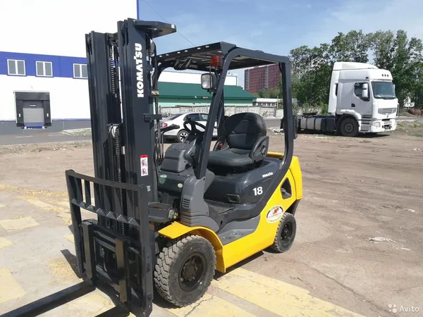 Вилочный погрузчик Komatsu