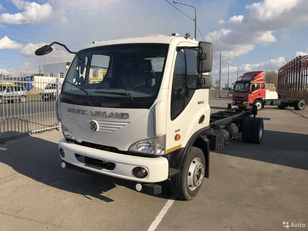 Шасси коммерческого грузовика Ashok leyland boss