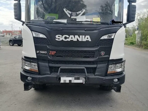 Самосвал Scania P380
