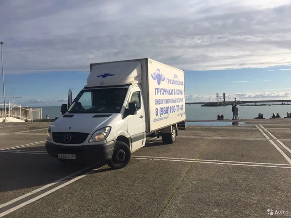 Промтоварный фургон Mercedes-Benz Sprinter 515