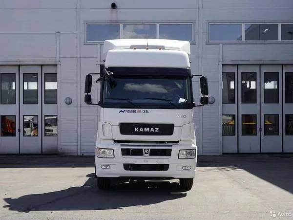 Седельный тягач Камаз 5490-022-87(S5)