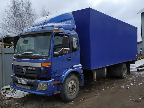 Тентованный грузовик Foton Auman