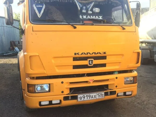 Седельный тягач Камаз 65116