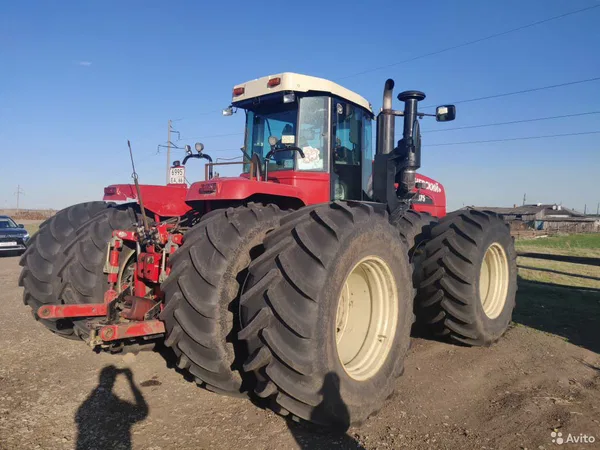 Трактор Buhler Versatile 2375