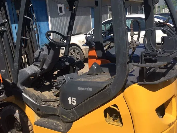 Вилочный погрузчик Komatsu FG15T-21