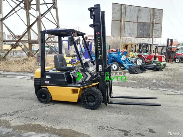 Вилочный погрузчик Komatsu FG15